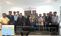 Bank Visit of B.Com.I I.T.Studenrs to Parshwanath Cooperative Bank Ltd.Kolhapur