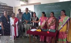 RAYAT SHIKSHAN SANSTHA’S RAJARSHI CHHTRAPATI SHAHU COLLEGE, KOLHAPUR DEPARTMENT OF BOTANY, CULTURAL COMMITTEE Green Club, Nature Club and IQAC  Academic year 2024-25 Organize  FLOWER ARRANGEMENT COMPETITION  On the occasion of  Padmabhushan Dr. Karmveer Bhaurao Patil Jayanti