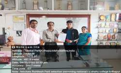 felicitate photo Rishikesh Patil selection National triathlon game photo